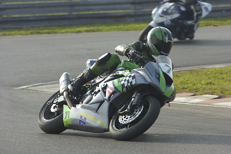 John V. Høj kunne kåres som Danmarksmester i Super Sport 600 efter Racing Festivalen på Padborg Park.